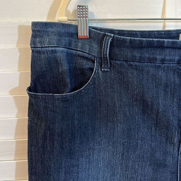 Chico’s Jeans Capri Size 3 (16) Stretch Denim - Picture 3 of 16